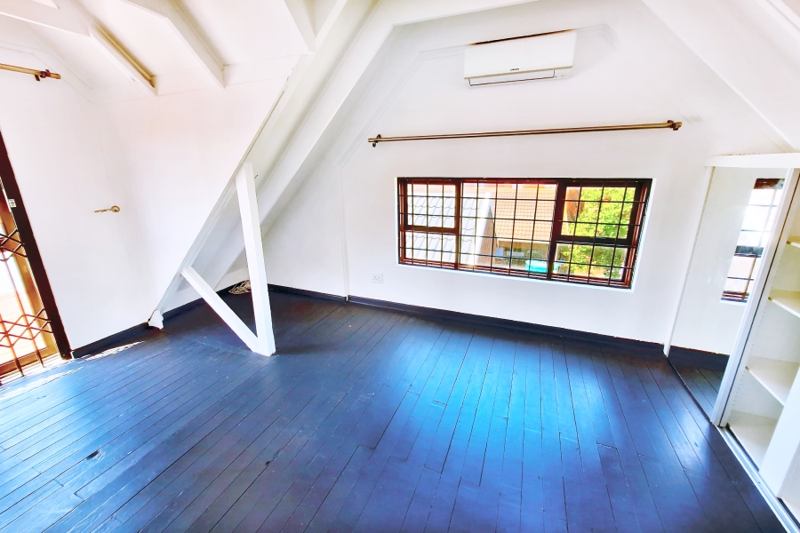 4 Bedroom Property for Sale in Noorsekloof Eastern Cape